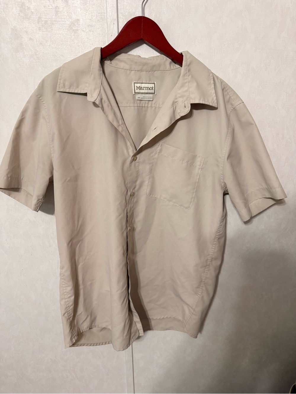 Marmot Men’s Short Sleeve Camp Shirt in Light Beige